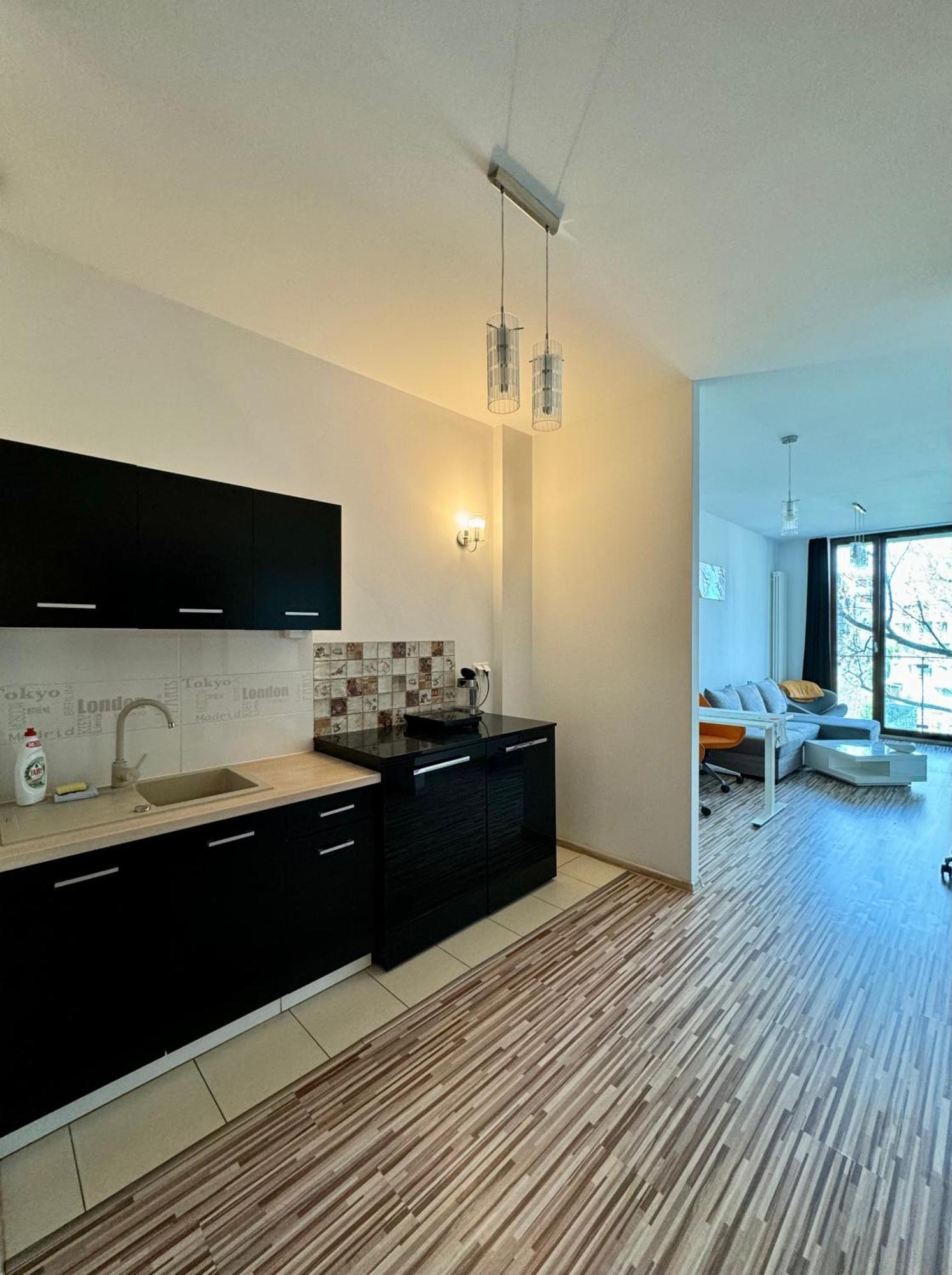 Two Rooms Apartment Triton Park Varsovia Exterior foto